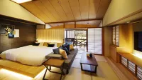 Hotel Yubana - Pools