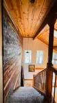 Arnold’s Cozy Cabin