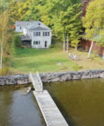 Lakefront home on Moosehead Lake: Your family-owned, 3-level retreat awaits!