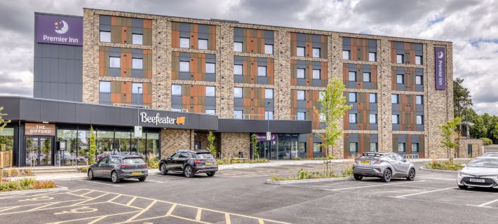 Premier Inn Bristol Parkway - M32 Hotels in Bristol