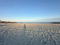 Billy's Beachside Bungalow