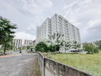 Cozy Studio (No Kitchen) Apartment Malioboro City Hotels in Gondokusuman