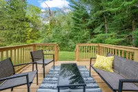 Premium 3-Story Townhome | Perfect for Large Groups