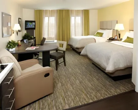 Candlewood Suites YOUNGSTOWN WEST - AUSTINTOWN by IHG Hotels in Austintown