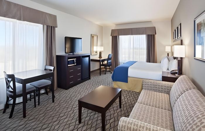 Holiday Inn Express & Suites DEMING MIMBRES VALLEY by IHG