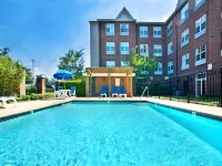 達拉斯艾迪生假日套房酒店