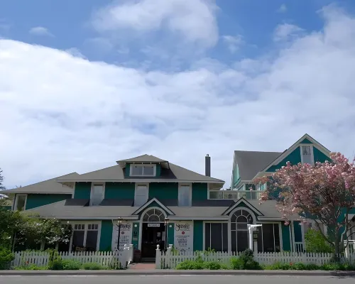 Shelburne Hotel Hotels in Pacific County