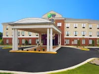 Holiday Inn Express & Suites Thornburg-S. Fredericksburg Hotels in Spotsylvania Courthouse