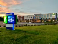 Holiday Inn Express & Suites Raleigh Airport - Brier Creek Hotels in Raleigh