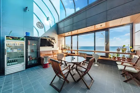 Sea Island Pension Отели в г. Йондок