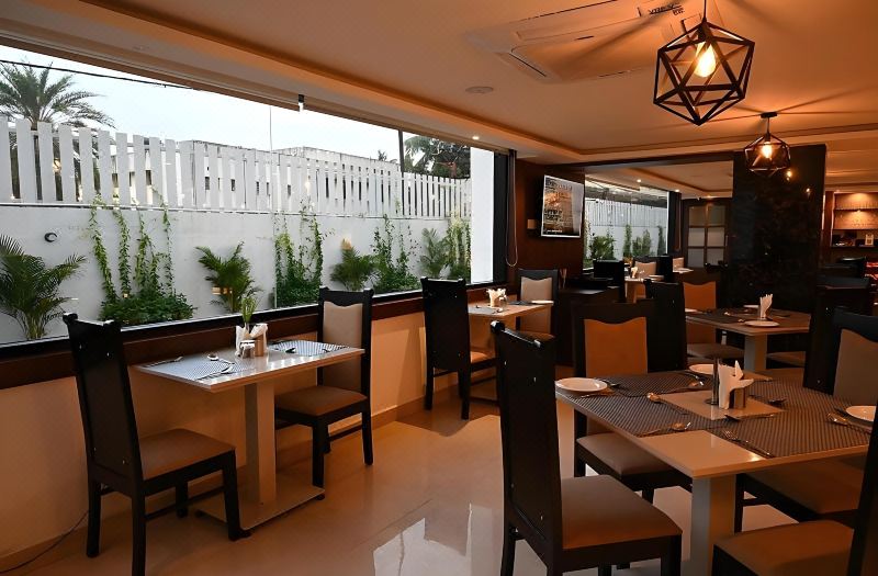 Essentia Premier Hotel Chennai OMR photo 4