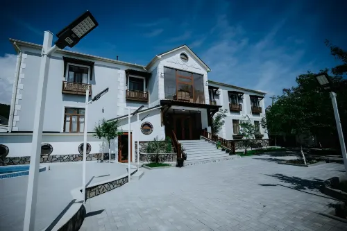 LakeSide Hotel & Spa Các khách sạn ở Gebele