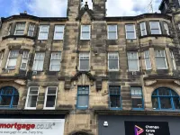 Falkirk City Centre Stylish 2 Bed Flat Hotels in Falkirk