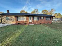 Charming 3-bedroom house in Athens with WiFi and AC Hotel a Clarke County