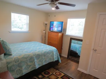 Explore Old North Durham Отели рядом с достопримечательностью «Дарем Перформинг Артс Сентер»