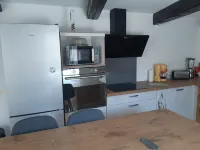 Maison en Pierre Avec Cour à 7mn de la Plage Hotel di Sainte-Marie-de-Re