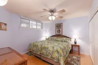 Amazing Direct Ocean Front Condo - Beautiful Sunsets, watch dolphins and whales Hotel in zona Kamakahonu