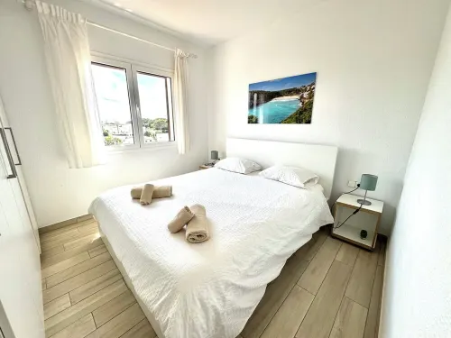 Modern apartment with a fantastic view Vistamar 2