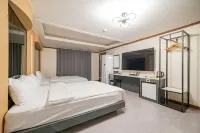 Donghae Gloria Hotel