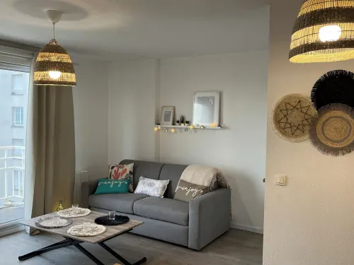 Studio Rénové à 30 Mètre de la Plage, 300 Mètre du Centre Ville 4 Couchages Hotels in Berck