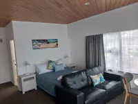 Bayview Motel Hotels in Паихиа