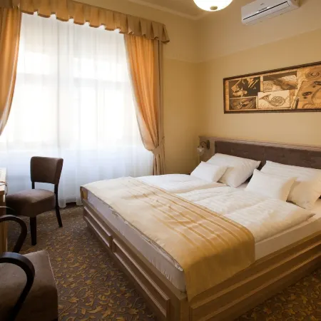 Barokk Hotel Promenád