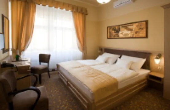 Barokk Hotel Promenád