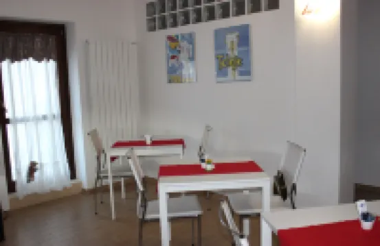 梅吉科利波索酒店