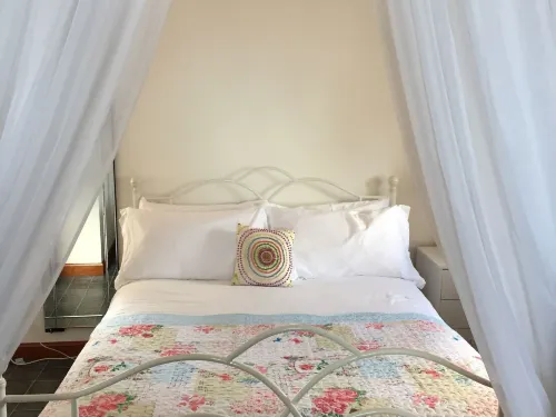 Pew with a View - Seafront Cottages - 3-Star