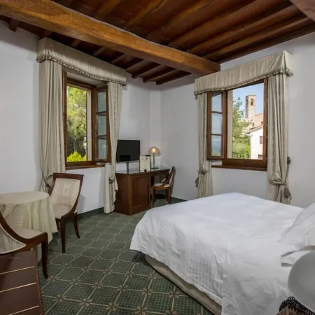 Hotel Villa San Lucchese