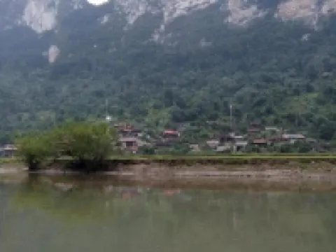 Hoang Hop Homestay - Hostel Hotels in Nam Mau