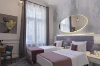 Public House Hotel