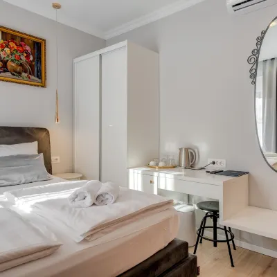 Piano Suites Hotels near Archaeological Museum in Split