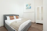 Stunning Sydney Home 1 Hotels near The Day Spa by Chuan