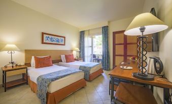 Marina Plaza Hotel, Tala Bay