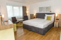 Hotel Goldenes Rad Hotels in Neu-Ulm