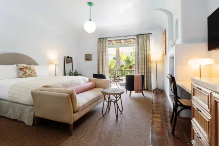 Palihouse Santa Barbara Отели рядом с достопримечательностью «Мортон Бэй Фиг Три»