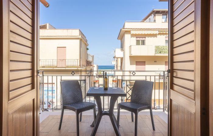 Azzurra Apartments