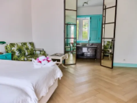 Inn & Art Madeira Hotels in Canico