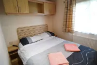 3 Bedroom Unit with Ramp Access Linen Included Hotels in Hunstanton