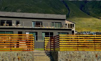 Hotel Misty Mountain