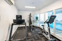 Quality Inn & Suites Garden of the Gulf - Gym