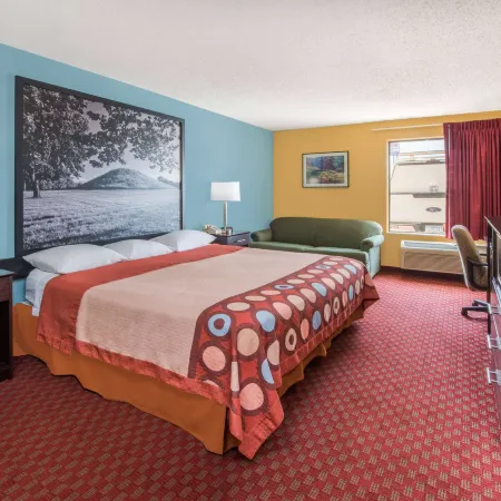 Super 8 by Wyndham Troy IL/St. Louis Area