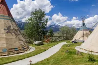 Yellowstone Tipis Hotels in Gardiner