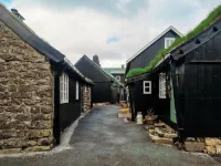 Tranquil Village Retreat | Tjørnuvík
