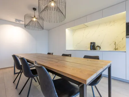 Luxurious Apartment with Stunning Sea View Отели рядом с достопримечательностью «Residence Park Cosmos - B.V.B.A. Luna»