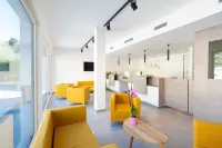 Horizon Hotel Badesi فنادق في Trinita dʼAgultu