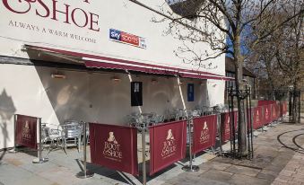 Rooms at the Boot and Shoe