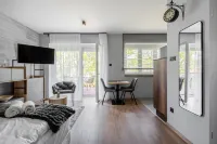 Radnoti Home Hoteles cerca de Explora