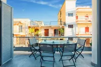 Upscale Modern Escape in the Historic Center